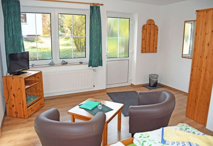 01 Doppelzimmer mit Terrasse detail 3