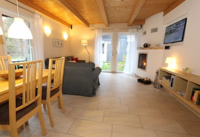 Doppelhaus Nr. 54d mit Terrasse & Balkon