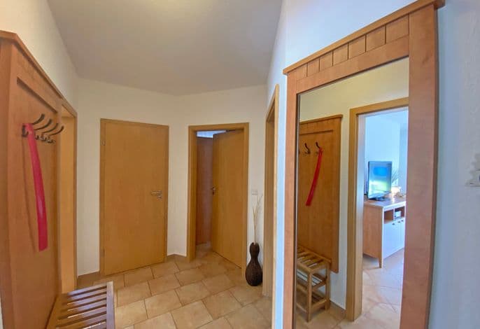 Haus 1 Fewo 01 Am Selliner See mit Terrasse detail 2