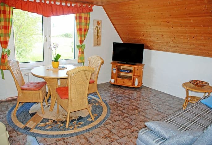 Ferienwohnung Mönchgut mit Seeblick - Ferienwohnungen im Haus am Deich detail 3