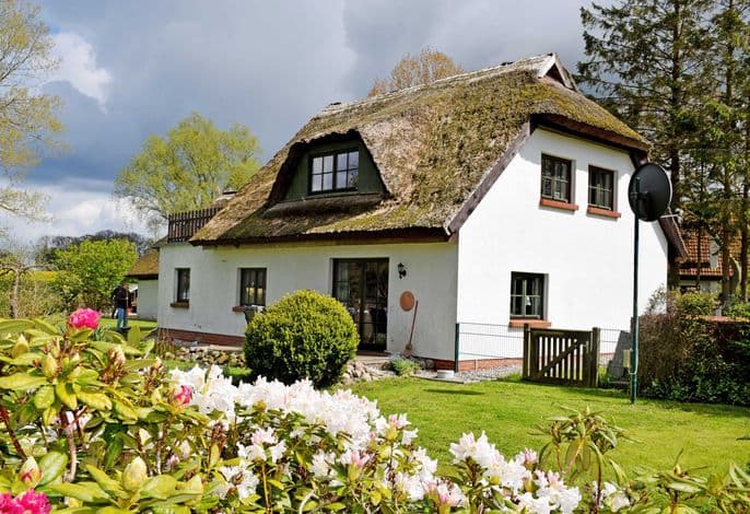 Ferienhaus und -wohnung unterm Reetdach in Woorke detail 1