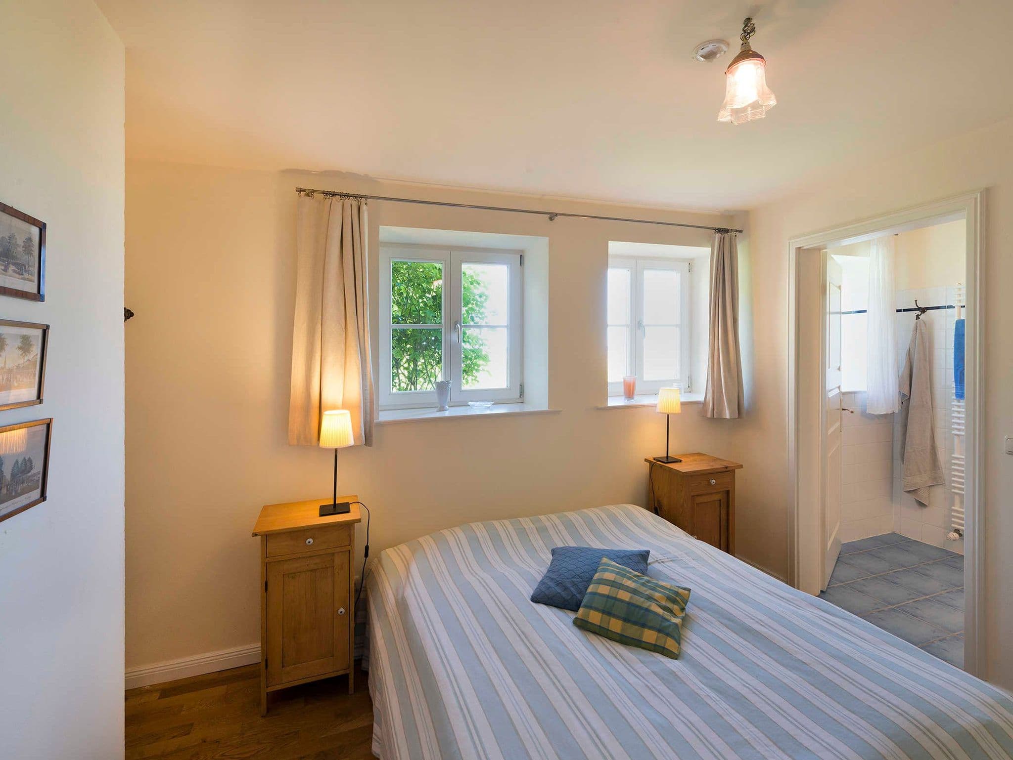 Ferienwohnung 1 mit Seeblick - Gut Grubnow Rügen detail 2