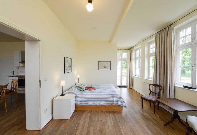 Ferienwohnung 3 mit Seeblick und Terrasse - Gut Grubnow Rügen detail 4