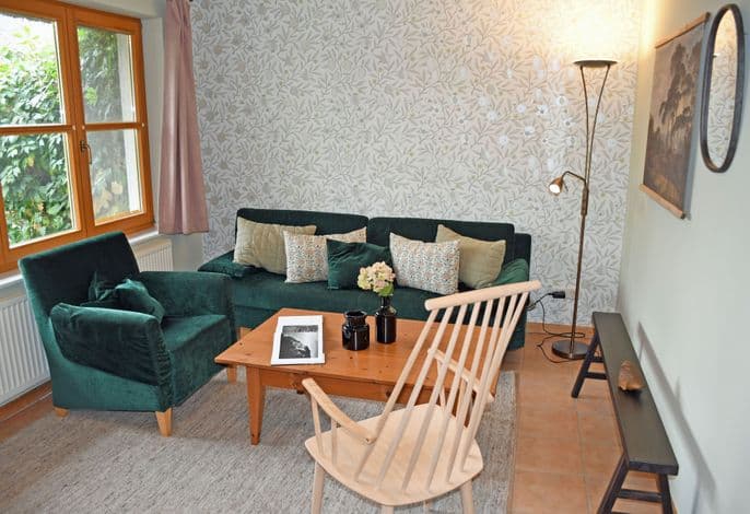 01 Ferienwohnung mit Gartenterrasse - Ferienwohnungen im Fischerdorf und unterm Reetdach detail 1