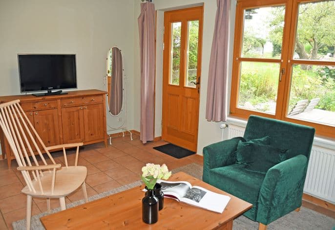 01 Ferienwohnung mit Gartenterrasse