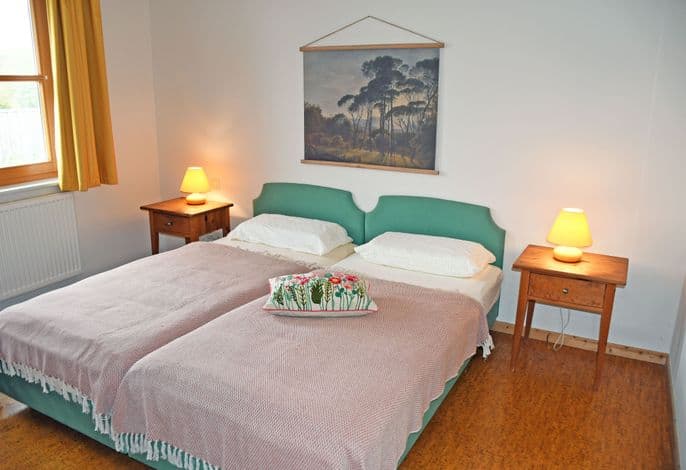 03 Ferienwohnung mit Gartenterrasse - Ferienwohnungen im Fischerdorf und unterm Reetdach detail 4