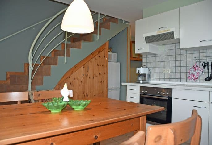01 Ferienwohnung mit Gartenterrasse - Ferienwohnungen im Fischerdorf und unterm Reetdach detail 4