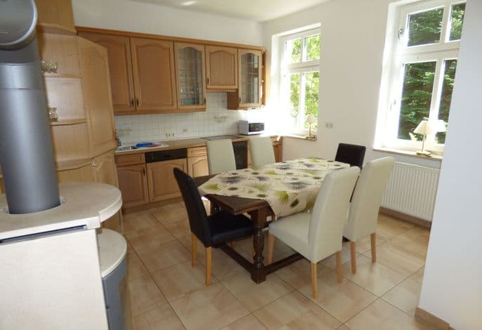 Große Ferienwohnung Wa2 -100qm - im Erdgeschoss der Villa Walhall in einem parkähnlichen Garten - Große Ferienwohnung Wa2 -100qm - im Erdgeschoss der Villa Walhall in einem parkähnlichen Garten detail 1