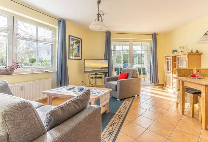 Ferienwohnung 2 "Kranich" Villa Vogelsang in Binz, 3-Raum, Parkplatz, WLAN, Wintergarten, Terrasse - Ferienwohnung 2 "Kranich" Villa Vogelsang in Binz, 3-Raum, Parkplatz, WLAN, Wintergarten, Terrasse