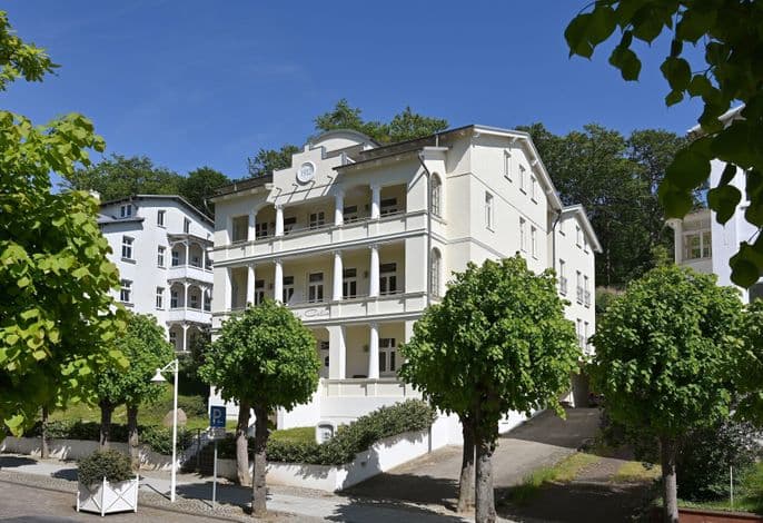 Ferienwohnung 3 in Sellin auf Rügen Villa Celia WLAN und Sauna 200 m vom Strand entfernt - Ferienwohnung 3 in Sellin auf Rügen Villa Celia WLAN und Sauna 200 m vom Strand entfernt detail 1