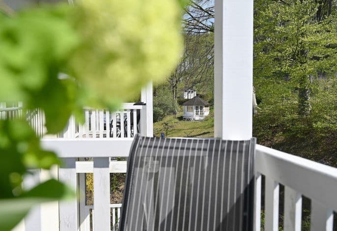 Ferienwohnung 12 für 6 Personen strandnah in Sellin auf Rügen Villa Celia WLAN SAUNA - Ferienwohnung 12 für 6 Personen strandnah in Sellin auf Rügen Villa Celia WLAN SAUNA detail 2