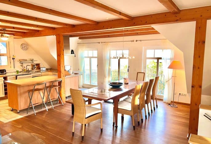 Familienferienhaus Rügenbrise - Gemeinsames Urlauben mit Steg und Boot auf Rügen - alles inklusive und 5 Bäder - Familienferienhaus Rügenbrise - Gemeinsames Urlauben mit Steg und Boot auf Rügen - alles inklusive und 5 Bäder