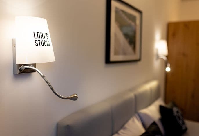 Loris Studio - Loris Studio detail 4