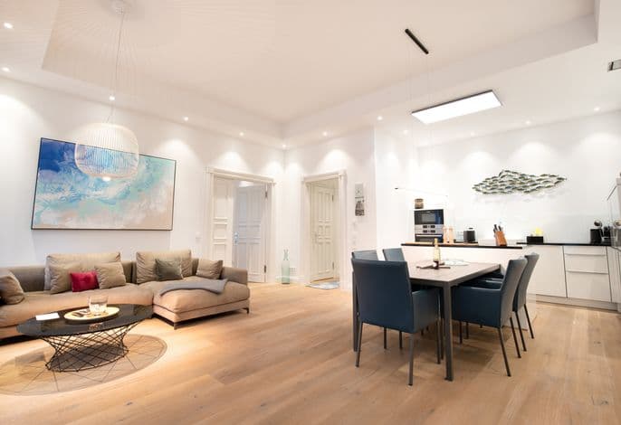 FIRST Bel Etage - FIRST Bel Etage