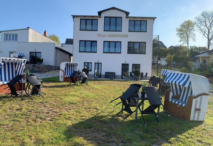 Stilvolle, moderne Ferienwohnung Meerblick Göhren, Balkon, 2 Schlafzimmer, Hunde Willkommen - Stilvolle, moderne Ferienwohnung Meerblick Göhren, Balkon, 2 Schlafzimmer, Hunde Willkommen