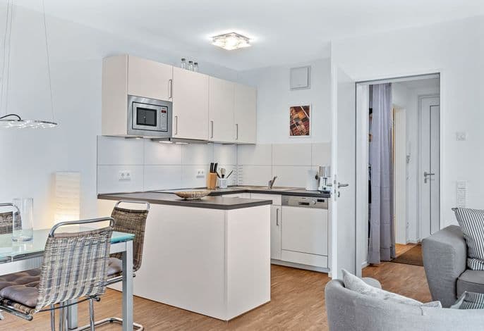 Schönes Apartment mit Balkon und Fußbodenheizung - nur 150 m zum Ostseestrand! - DünenResort Binz detail 4