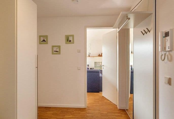 Ferienapartment mit Fußbodenheizung und Balkon - nur 150 m vom Strand entfernt! - DünenResort Binz detail 4