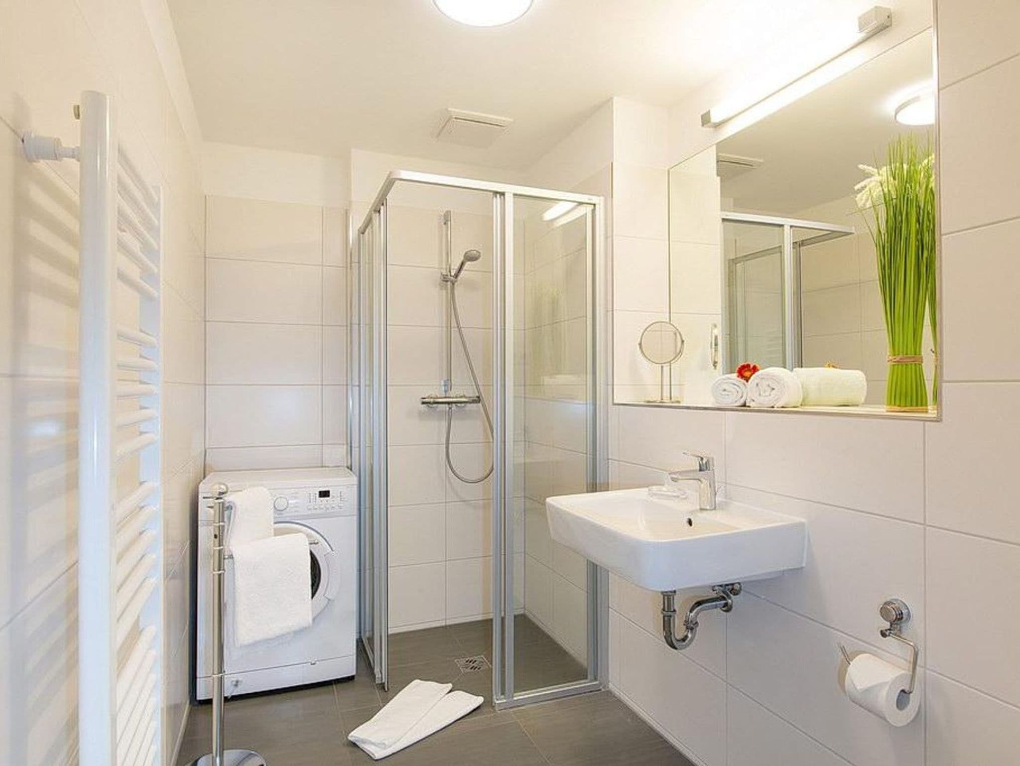 Ferienapartment mit Fußbodenheizung und Balkon - nur 150 m vom Strand entfernt! - DünenResort Binz detail 3