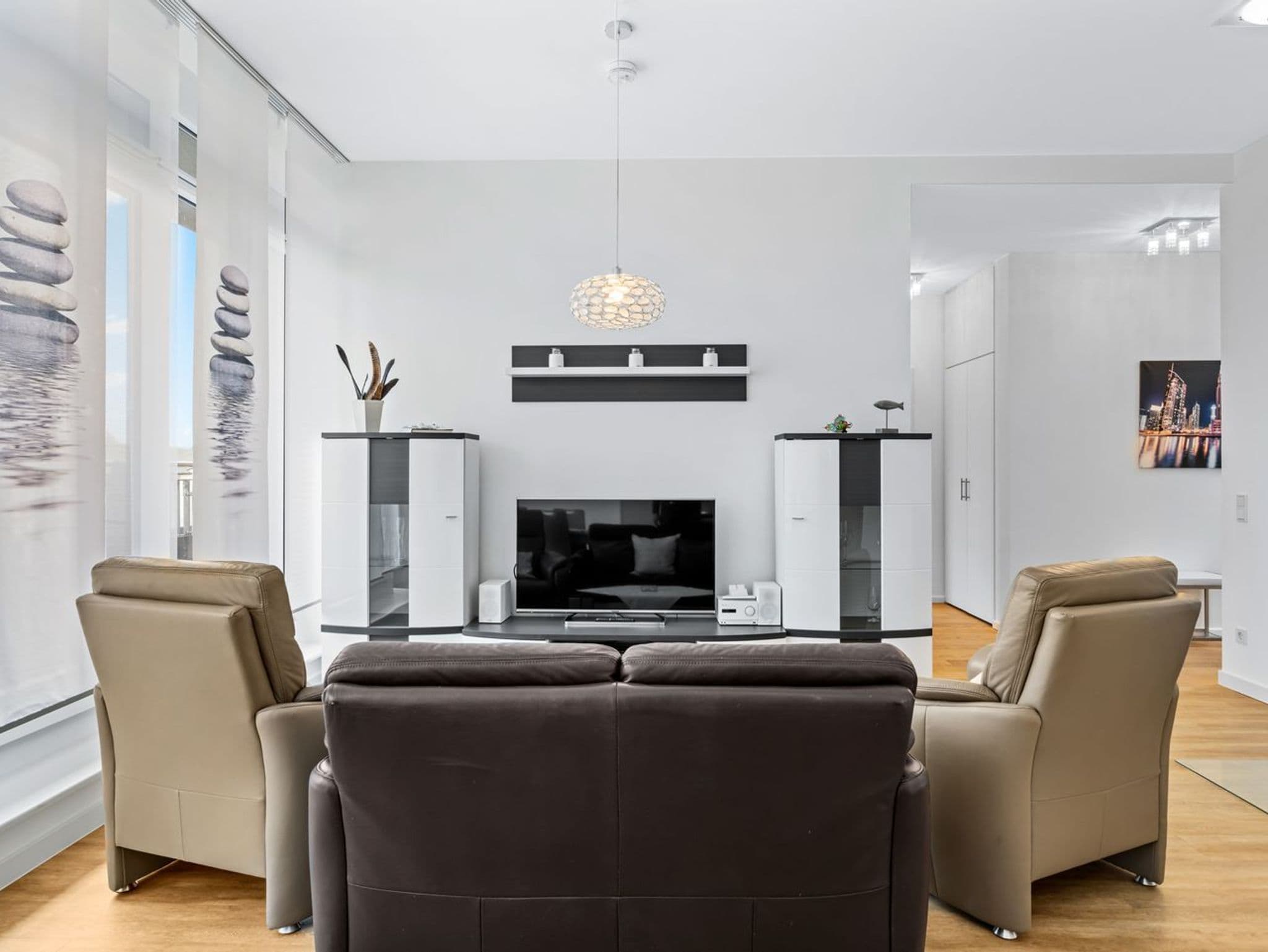 Tolles Penthouse mit Dachterrasse und Meerblick, Strandkorb, Kamin und Sauna! - DünenResort Binz detail 2