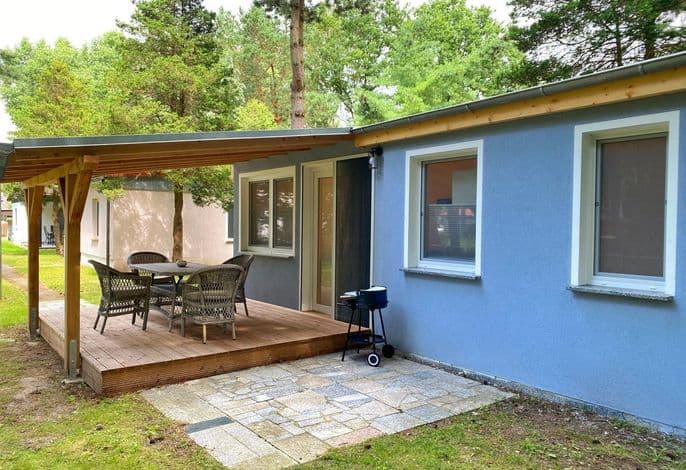 Glowe - Ferienhaus LieFlo - Ferienhaus "LieFlo" am Waldrand in strandnähe