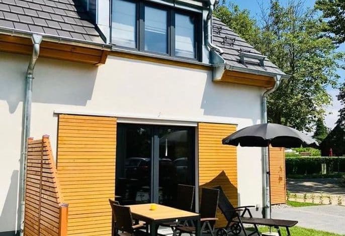 Ferienhaus BUG - zwischen Bodden und Meer - Ferienhaus Bug – Charmantes Domizil mit Terrasse, nah am Wieker Bodden detail 3