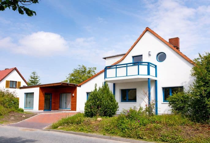 Ferienwohnung Ostrea Breege - mit Garten und Grill - Moderne Ferienwohnung mit Terrasse nahe Strand & Hafen in Juliusruh detail 2