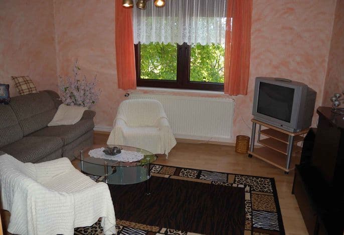Ferienwohnung mit Garten - Ferienwohnung mit Garten detail 3