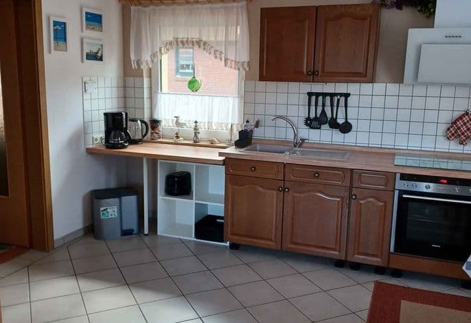 Ferienwohnung mit Gartennutzung und Grillmöglichkeit - Ferienwohnung mit Gartennutzung und Grillmöglichkeit