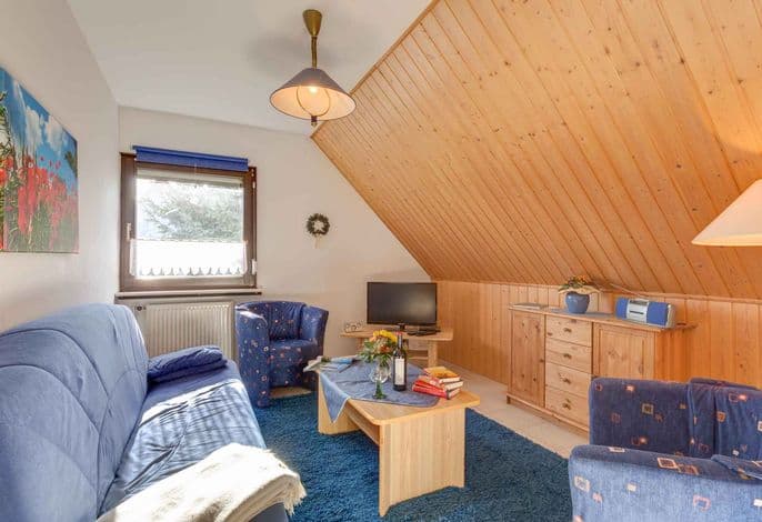 Ferienwohnung mit großem Garten und Lagerfeuerplatz - Ferienwohnung mit großem Garten und Lagerfeuerplatz detail 4