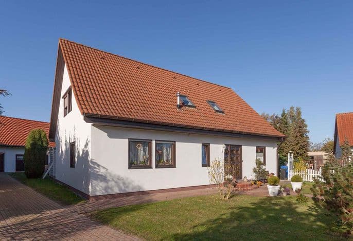 Ferienwohnung mit großem Garten und Lagerfeuerplatz - Ferienwohnung mit großem Garten und Lagerfeuerplatz