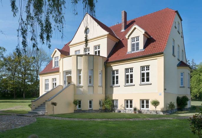 Wohnung in der ersten Etage des Herrenhauses - Wohnung in der ersten Etage des Herrenhauses .1