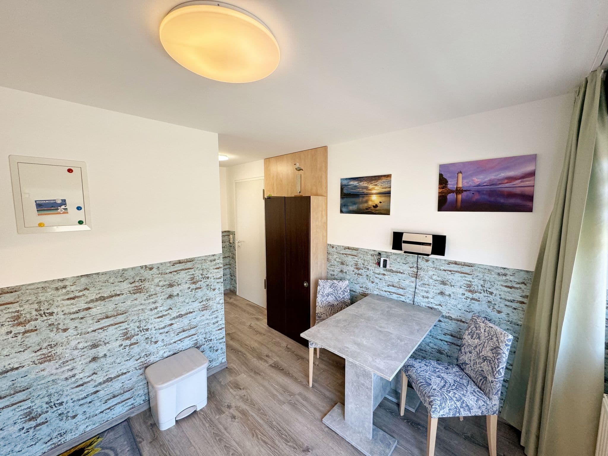 Wohnung 04 mit Terrasse und Boddenblick - MR: Haus Inselperle mit Blick auf den Bodden detail 1