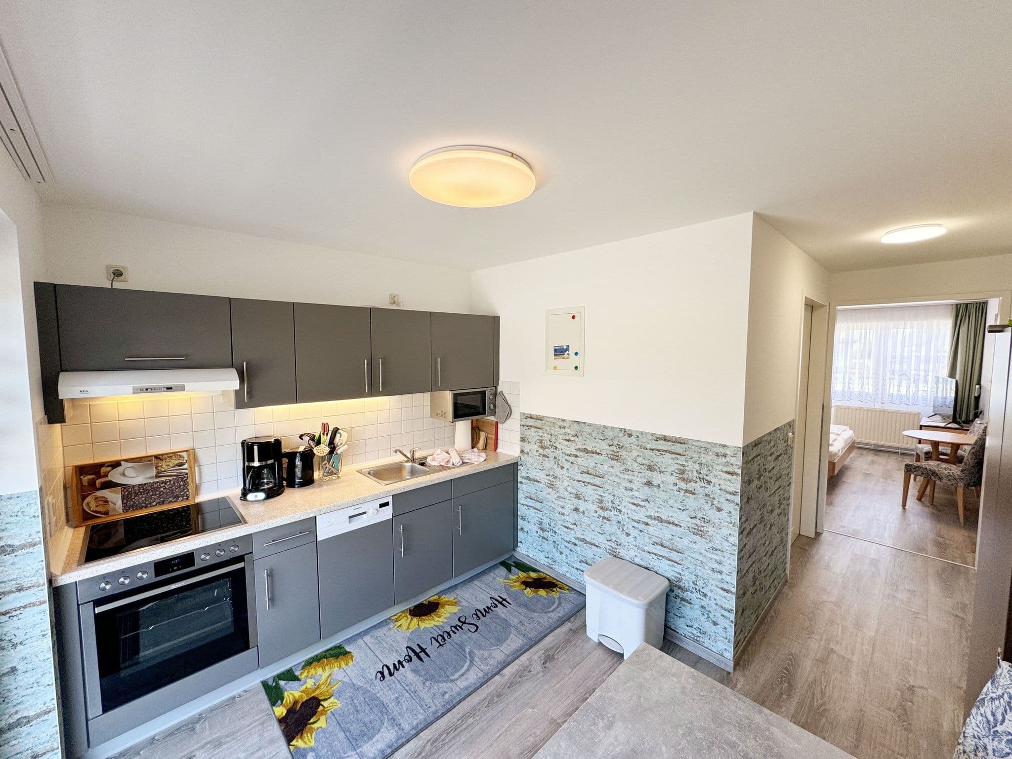 Wohnung 04 mit Terrasse und Boddenblick - MR: Haus Inselperle mit Blick auf den Bodden detail 3