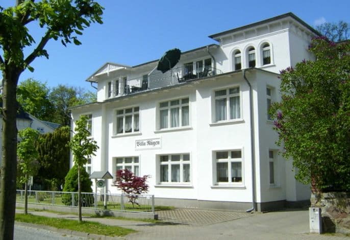 Villa Rügen - 300 m zum Strand