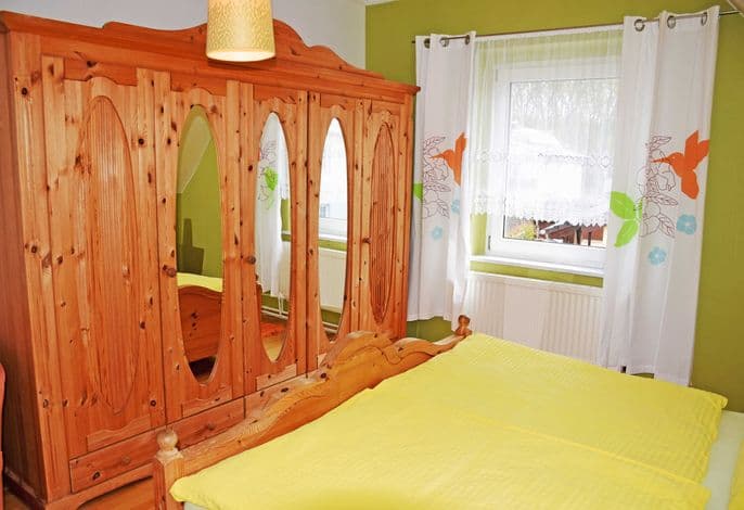 02 Ferienwohnung zum Vorgarten - Ferienwohnungen in Baabe beim Fischer und sin Fru! detail 1