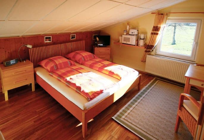 Doppelzimmer 2 - Pension Haus 15 - Sylvia Habrich detail 1
