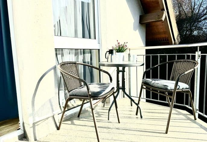 Doppelzimmer 33 - Strandhaus Mönchgut Bed & Breakfast Lobbe detail 1
