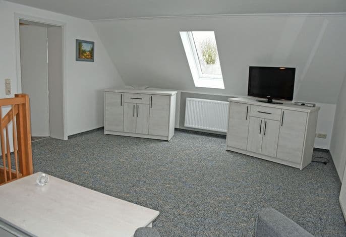 Ferienwohnung Tilda mit Terrasse - Ferienwohnungen Udars auf Rügen detail 2