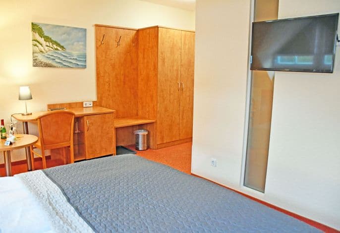 110 Doppelzimmer - Hotel Sonnenklahr mit Pool detail 2