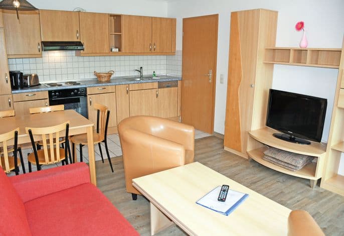 14 schöne 3-Raum-Ferienwohnung mit Balkon - Appartementhaus mit Balkon und Wellnesslanlage (HM-10-18) detail 1
