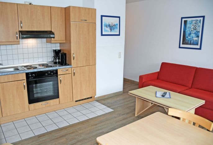 17 schöne 2-Raum-Ferienwohnung mit Balkon - Appartementhaus mit Balkon und Wellnesslanlage (HM-10-18) detail 2
