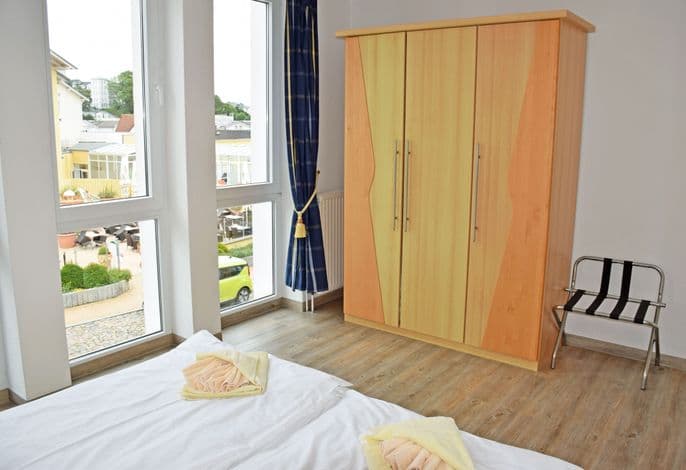 01 schöne 2-Raum-Ferienwohnung mit Balkon - Appartementhaus mit Balkon und Wellnesslanlage (HM-01-09) detail 1