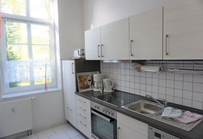 FeWo Nr.7 > 3-Zimmer-Ferienwohnung - Villa Azur - Meerblick - Sassnitz auf Rügen detail 4