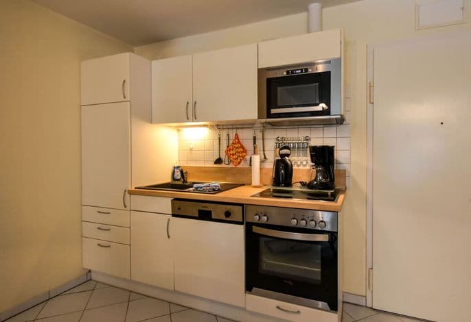 Ferienwohnung 9 im Seeschloss Binz - nur 50 m bis zum Strand - Ferienwohnung 9 im Seeschloss Binz - nur 50 m bis zum Strand detail 2