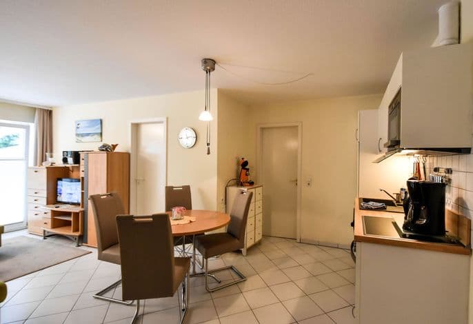 Ferienwohnung 9 im Seeschloss Binz - nur 50 m bis zum Strand - Ferienwohnung 9 im Seeschloss Binz - nur 50 m bis zum Strand detail 1