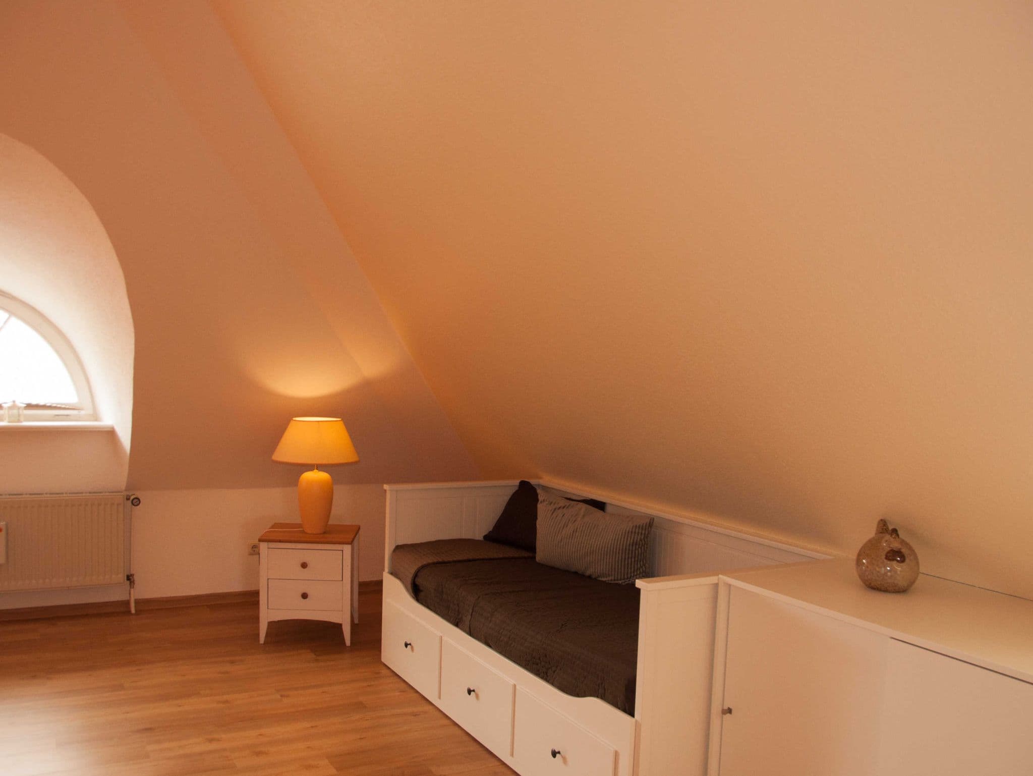 Nr. 6 Ferienwohnung - Ferienwohnungen im Landhaus am Deich mit großem Garten detail 2