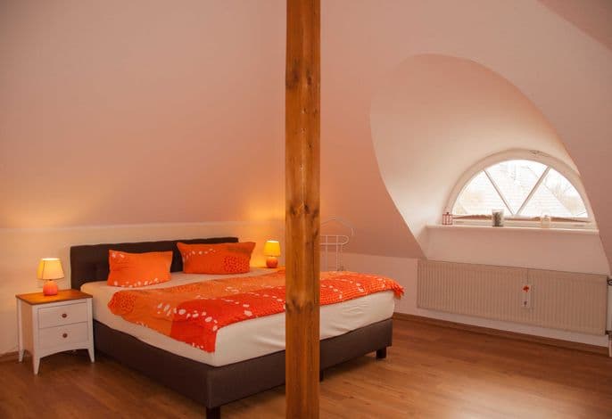 Nr. 6 Ferienwohnung - Ferienwohnungen im Landhaus am Deich mit großem Garten detail 1