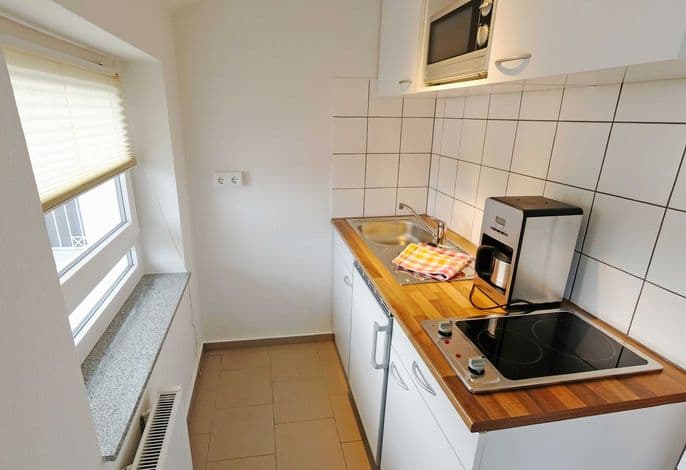 01 Ferienwohnung Ida mit Balkon und Strandkorb B - Ferienwohnungen im Haus Ida im Ostseebad detail 4