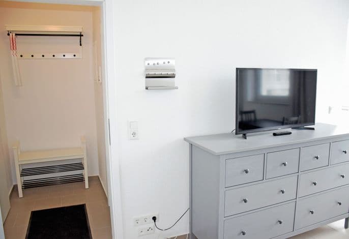 05 Ferienwohnung Ida mit Balkon und Strandkorb B - Ferienwohnungen im Haus Ida im Ostseebad detail 4