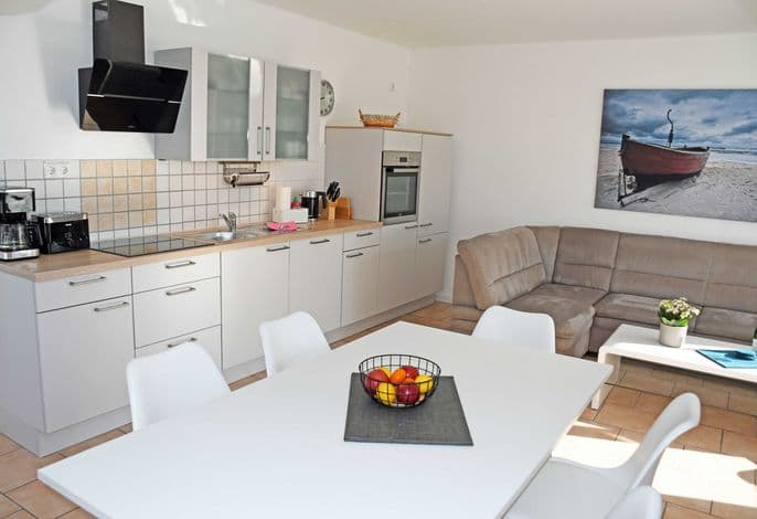 02 Fereinwohnung mit Terasse OG Dranske - schöne Ferienwohnungen in Dranske auf dem Windland! detail 3